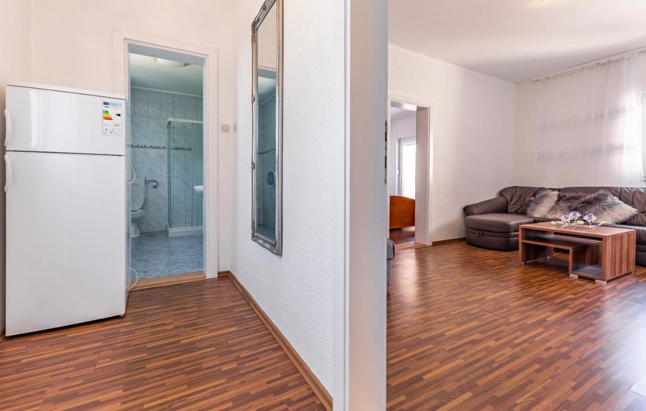 Rooms Giovanni Medulin Exterior photo